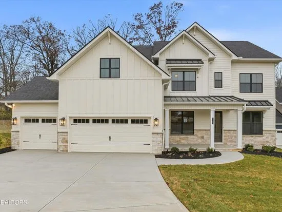 8167 Nubbin Ridge Dr, Knoxville, TN 37919